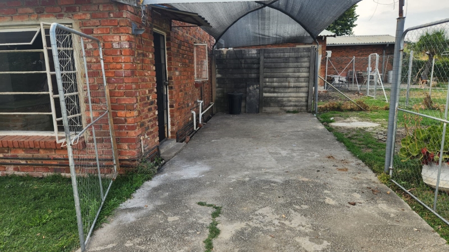1 Bedroom Property for Sale in Krokodildrift A H North West